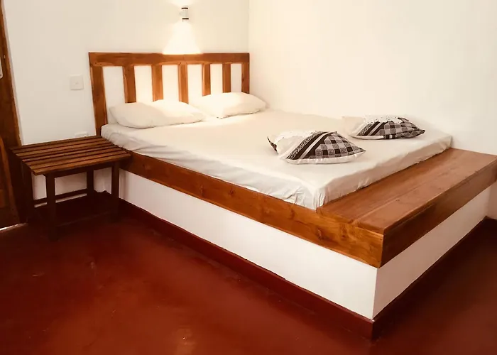 Hotel 4U