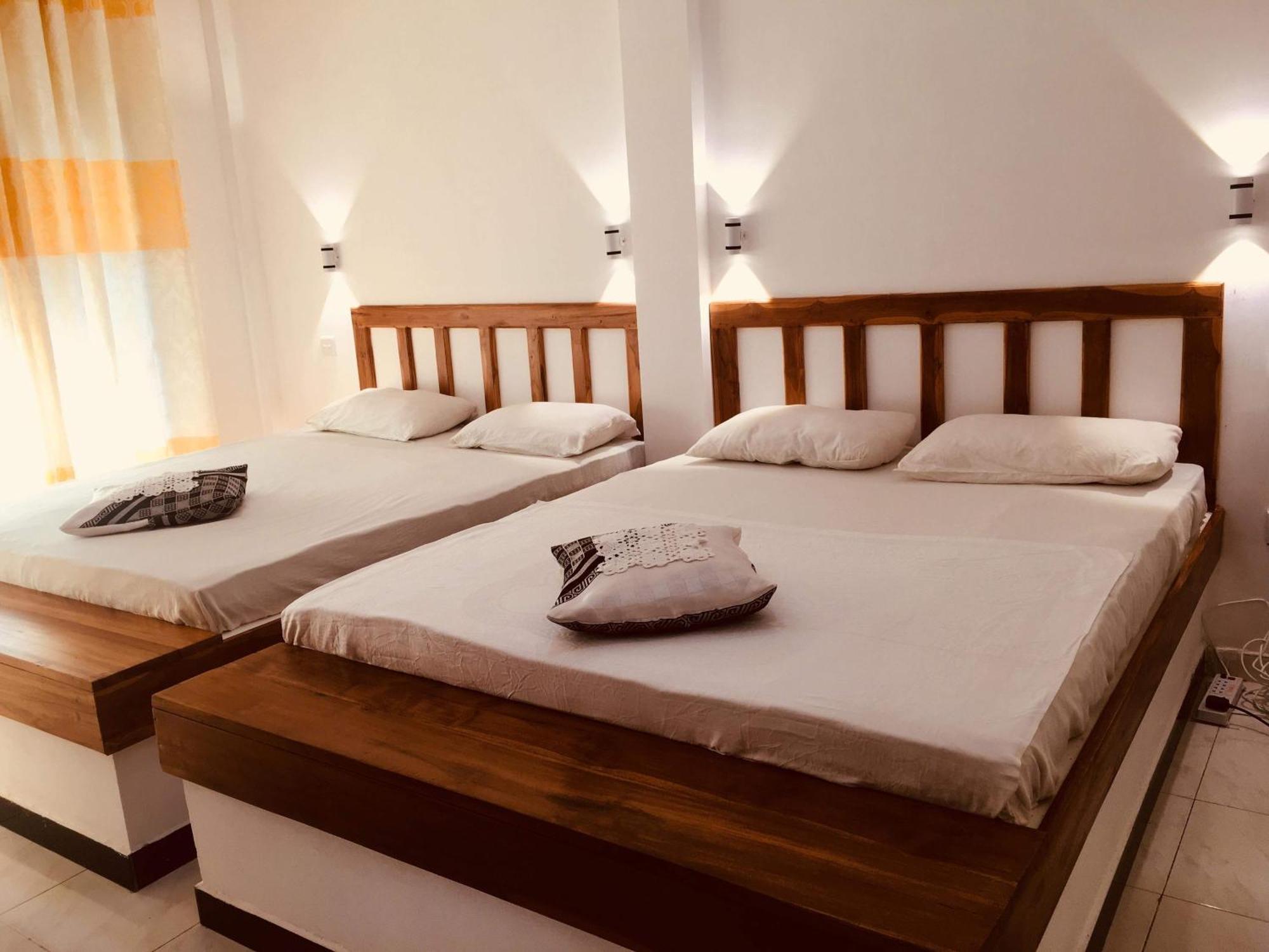 A4 * Udawalawe